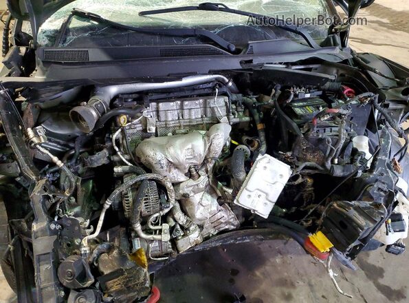 3C4NJDDB2JT207659 2018 JEEP COMPASS Green Vista del compartimento del motor