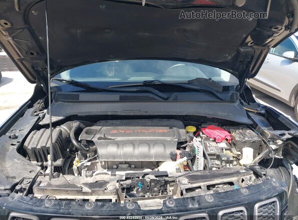 3C4NJDDB2KT748115 2019 JEEP COMPASS Black უკანა ხედი