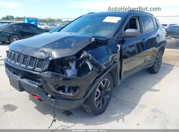3C4NJDDB2KT748115 2019 JEEP COMPASS Black წინა ხედი