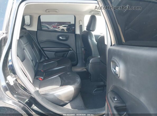 3C4NJDDB2KT748115 2019 JEEP COMPASS Black VIN კოდის სტიკერის ხედი