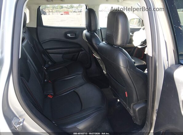 3C4NJDDB2MT564831 2021 JEEP COMPASS Серый 