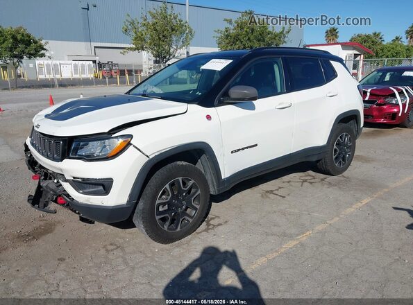 3C4NJDDB3KT709727 2019 JEEP COMPASS White წინა მარცხენა ხედი სამი მეოთხედიდან