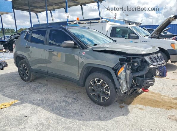 3C4NJDDB3LT132960 2020 JEEP COMPASS Gray Delantero derecho