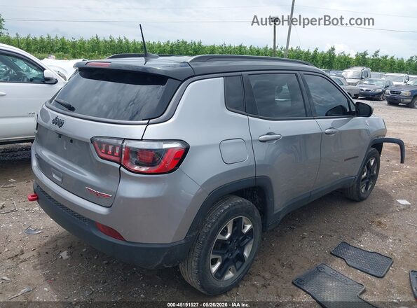 3C4NJDDB4JT465505 2018 JEEP COMPASS Silver უკანა მარჯვენა