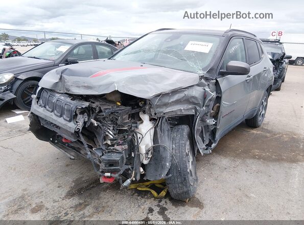3C4NJDDB4NT106144 2022 JEEP COMPASS Gray Vista tres cuartos delantera izquierda