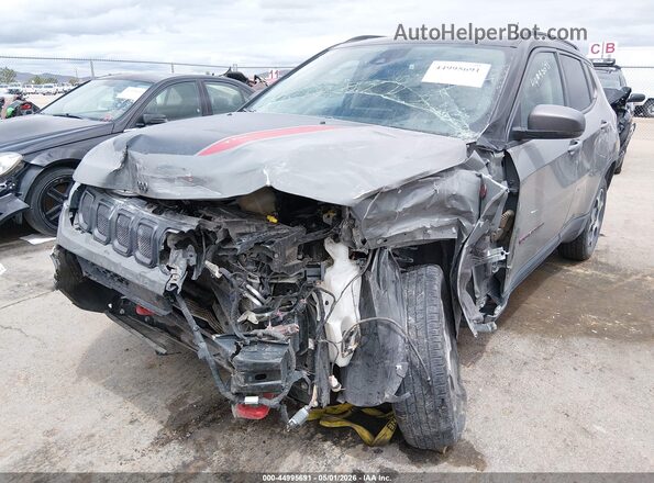 3C4NJDDB4NT106144 2022 JEEP COMPASS Gray Vista frontal