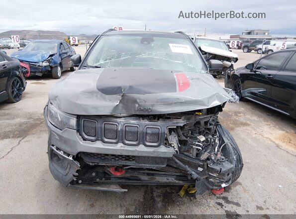 3C4NJDDB4NT106144 2022 JEEP COMPASS Gray Vista interior trasera
