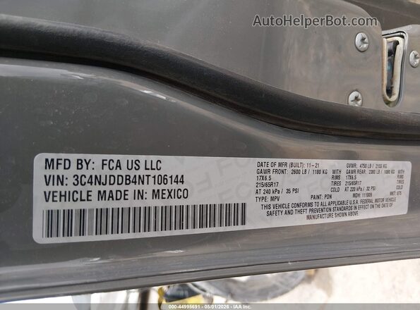 3C4NJDDB4NT106144 2022 JEEP COMPASS Gray Vista del compartimento del motor