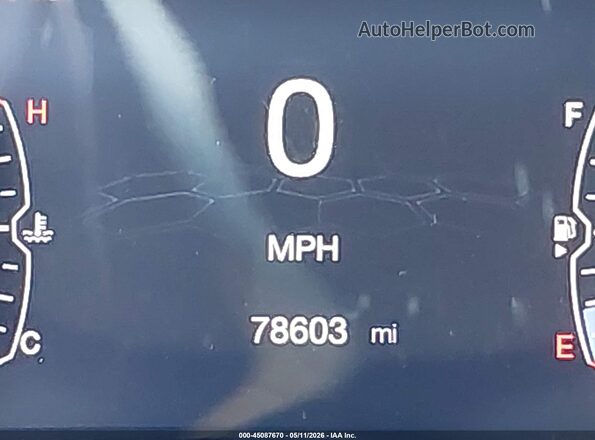 3C4NJDDB5JT348273 2018 JEEP COMPASS Silver 