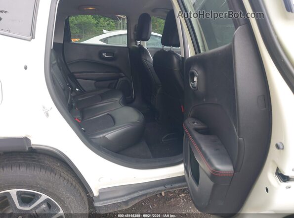 3C4NJDDB5KT721166 2019 JEEP COMPASS White VIN კოდის სტიკერის ხედი