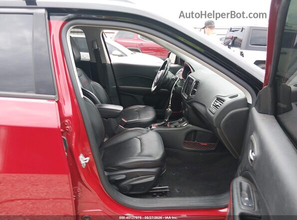 3C4NJDDB5LT160887 2020 JEEP COMPASS Red წინა სალონის ხედი