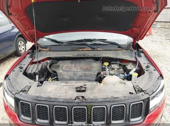 3C4NJDDB5LT160887 2020 JEEP COMPASS Red უკანა ხედი