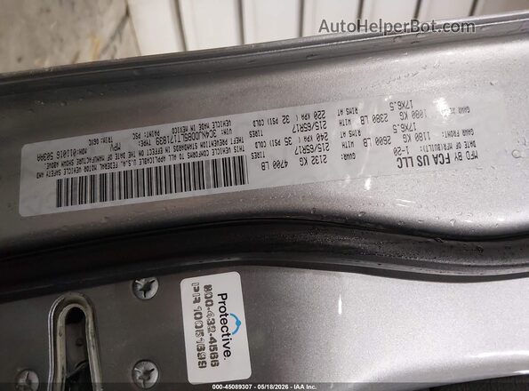 3C4NJDDB5LT171839 2020 JEEP COMPASS Gray Widok komory silnika