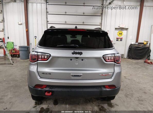3C4NJDDB5LT171839 2020 JEEP COMPASS Gray 