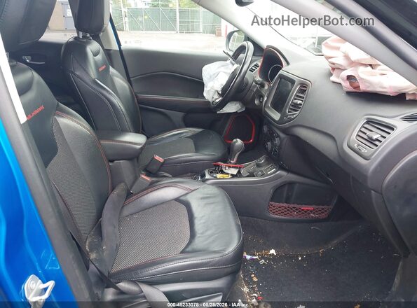 3C4NJDDB6KT728952 2019 JEEP COMPASS Blue 