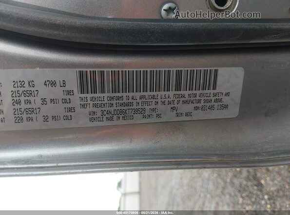3C4NJDDB6KT739529 2019 JEEP COMPASS Gray Engine compartment view