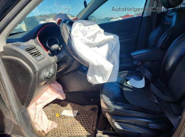 3C4NJDDB6KT799813 2019 JEEP COMPASS Угольный 