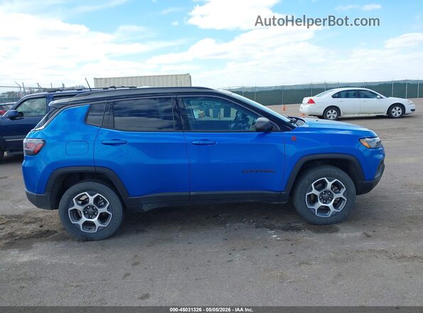 3C4NJDDB6NT132227 2022 JEEP COMPASS Синий Вид задней части салона