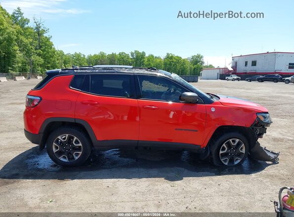 3C4NJDDB7HT657642 2017 JEEP NEW COMPASS Оранжевый Вид задней части салона