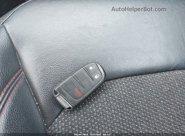 3C4NJDDB7KT799867 2019 JEEP COMPASS Orange Widok deski rozdzielczej