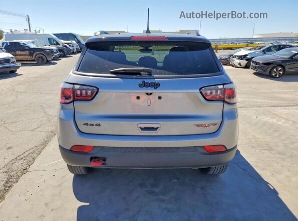 3C4NJDDB7LT162933 2020 JEEP COMPASS Silver უკანა ხედი