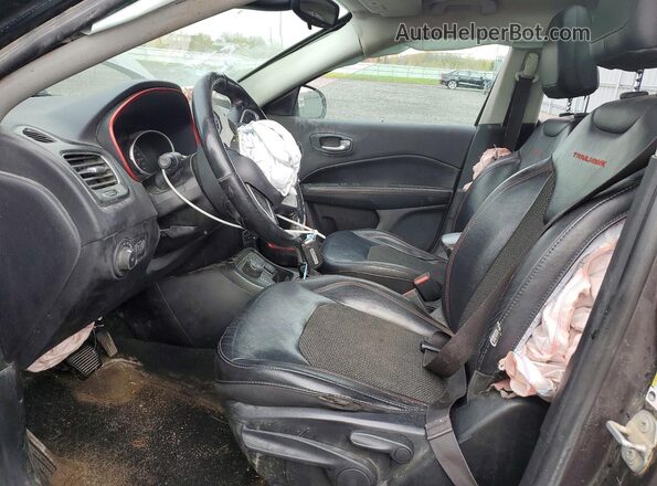 3C4NJDDB8JT493534 2018 JEEP COMPASS Серый 