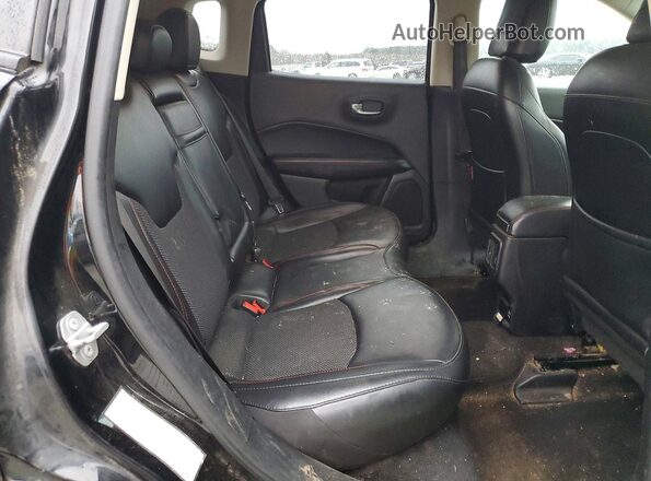 3C4NJDDB8KT712896 2019 JEEP COMPASS Black 
