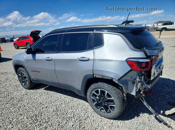 3C4NJDDB8KT728550 2019 JEEP COMPASS Silver 