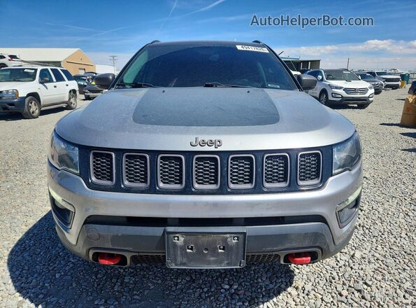 3C4NJDDB8KT728550 2019 JEEP COMPASS Silver 