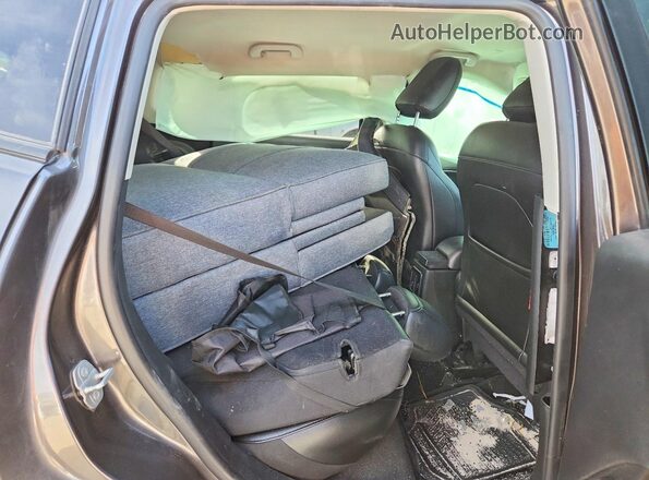 3C4NJDDB8MT590866 2021 JEEP COMPASS Gray Вид задніх сидінь