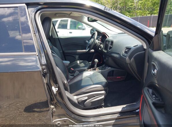3C4NJDDBXJT281766 2018 JEEP COMPASS Black Vista interior delantera