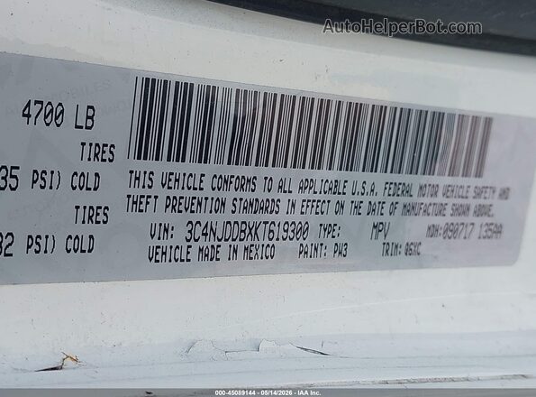 3C4NJDDBXKT619300 2019 JEEP COMPASS White Շարժիչի բաժամունքի տեսք