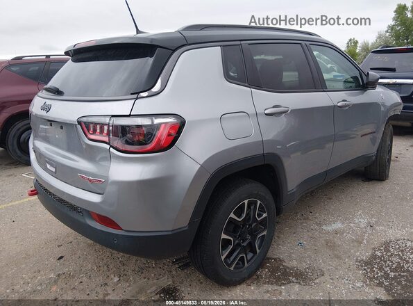 3C4NJDDBXMT574202 2021 JEEP COMPASS Gray 