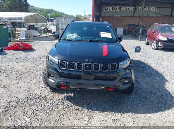3C4NJDDN0ST526229 2025 JEEP COMPASS Black Вид задньої частини салону