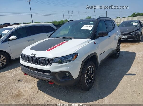 3C4NJDDN0ST551115 2025 JEEP COMPASS White 
