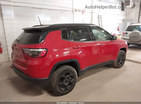 3C4NJDDN3RT596897 2024 JEEP COMPASS Red Rear right