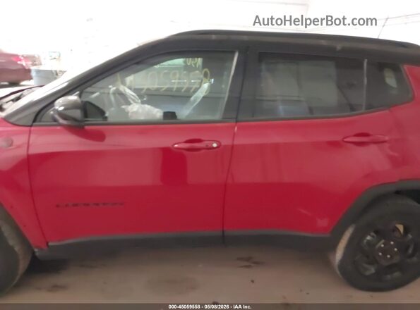 3C4NJDDN3RT596897 2024 JEEP COMPASS Red 360 interior view