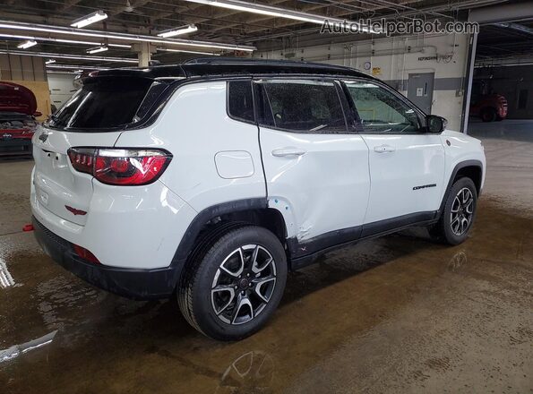 3C4NJDDN4ST536861 2025 JEEP COMPASS Белый 