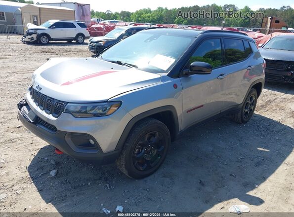 3C4NJDDN6PT522743 2023 JEEP COMPASS Silver Передня ліва чверть