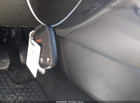 3C4NJDDN6ST621815 2025 JEEP COMPASS Silver Вид панелі приладів