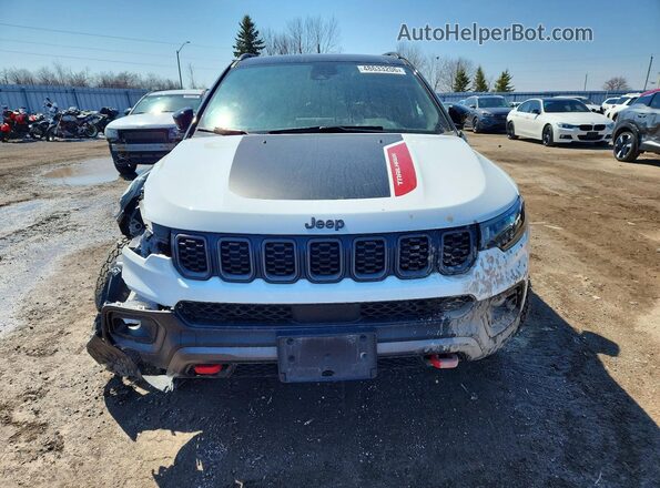 3C4NJDDN7RT158707 2024 JEEP COMPASS White Դիմացի տեսք