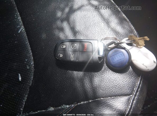 3C4NJDFB0NT186538 2022 JEEP COMPASS Black Widok deski rozdzielczej