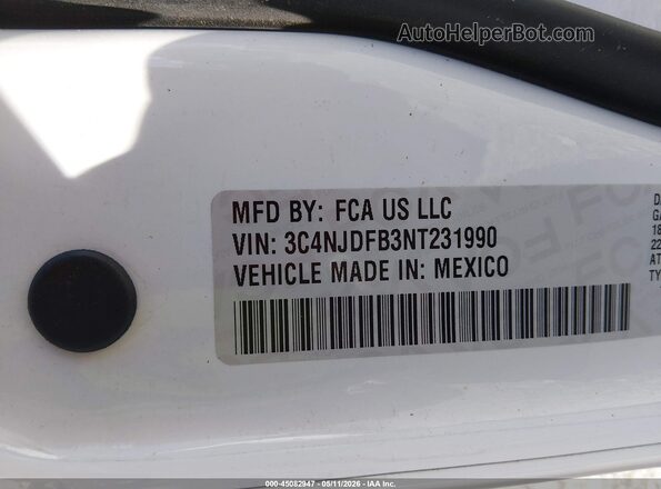 3C4NJDFB3NT231990 2022 JEEP COMPASS White Widok komory silnika
