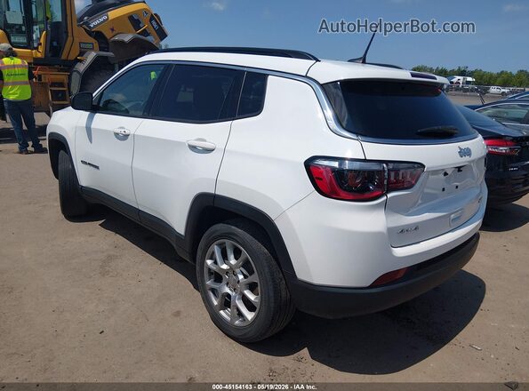3C4NJDFB7NT236352 2022 JEEP COMPASS White Rear left