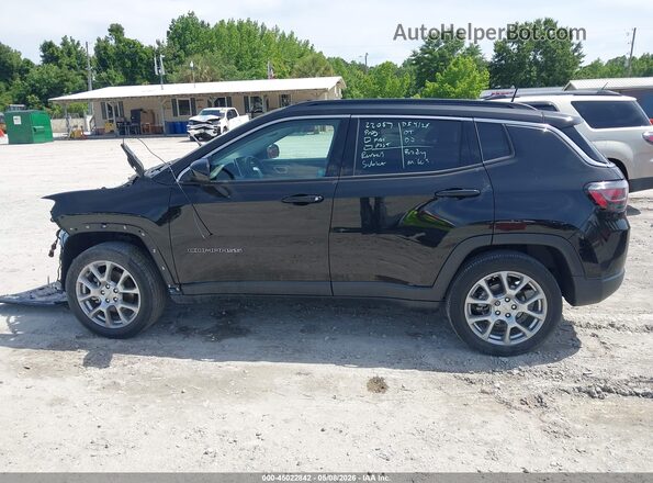3C4NJDFB8NT183788 2022 JEEP COMPASS Black 