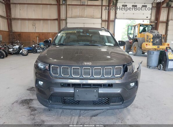 3C4NJDFBXNT181556 2022 JEEP COMPASS Gray Вид задньої частини салону