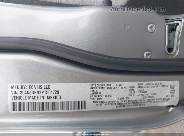 3C4NJDFNXPT501729 2023 JEEP COMPASS Silver Engine compartment view