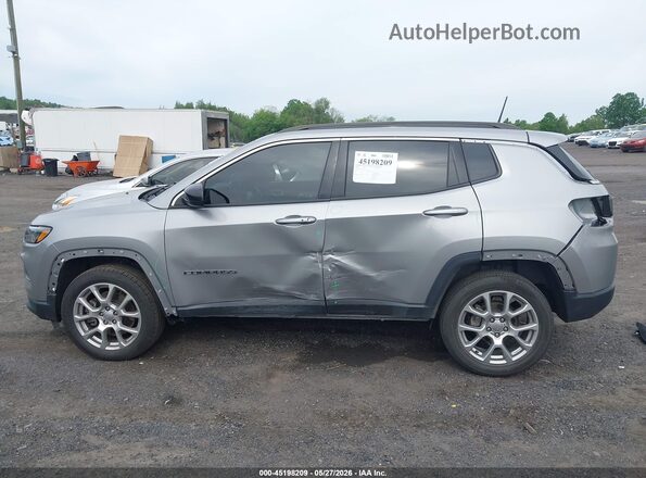 3C4NJDFNXPT501729 2023 JEEP COMPASS Silver 360 interior view
