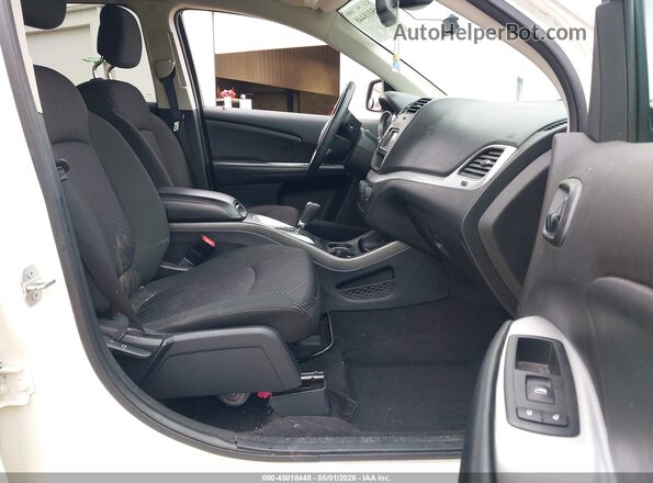 3C4PDCBB9KT687049 2019 DODGE JOURNEY White Widok wnętrza z przodu