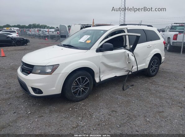 3C4PDCBG8JT526217 2018 DODGE JOURNEY White Vista tres cuartos delantera izquierda